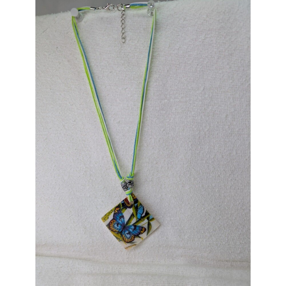 Bohemian Enamel Cowrie Conch Butterfly Shell Pendant Necklace